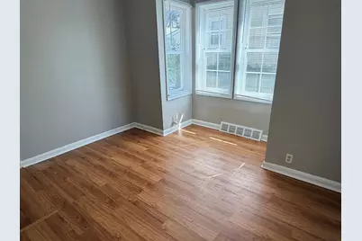 353 Lawson Avenue E, Saint Paul, MN 55130 - Photo 4