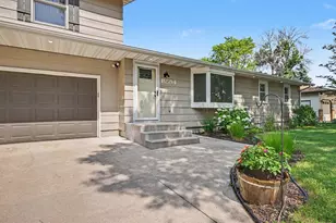16594 Galena Ave W, Rosemount, MN 55068 - Photo 2