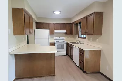 2420-2422 Brenner Court, Roseville, MN 55113 - Photo 28