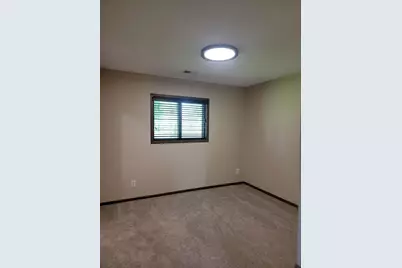 2420-2422 Brenner Court, Roseville, MN 55113 - Photo 20