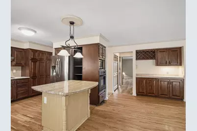 7735 Tanglewood Court, Edina, MN 55439 - Photo 6