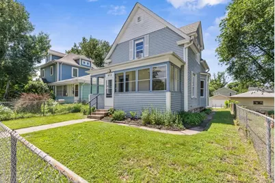 413 Knox Avenue N, Minneapolis, MN 55405 - Photo 1