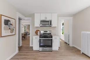 413 Knox Ave N, Minneapolis, MN 55405 - Photo 10