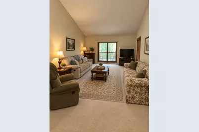 2680 Oxford Street N #140, Roseville, MN 55113 - Photo 2