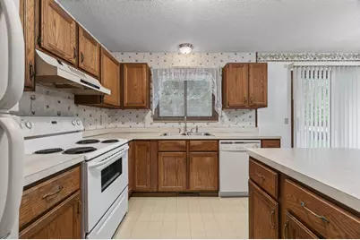 212 126th Avenue NW, Coon Rapids, MN 55448 - Photo 8