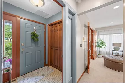 18425 Harrogate Drive, Eden Prairie, MN 55346 - Photo 10