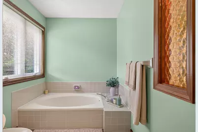 18425 Harrogate Drive, Eden Prairie, MN 55346 - Photo 34