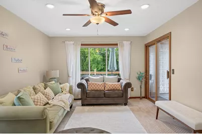 18425 Harrogate Drive, Eden Prairie, MN 55346 - Photo 12