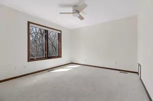 9440 Abigail Ct, Inver Grove Heights, MN 55077 - Photo 20
