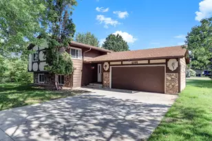1344 Willow Lake Blvd, Vadnais Heights, MN 55110 - Photo 2