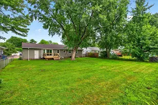 5657 Nevada Ave N, Crystal, MN 55428 - Photo 6