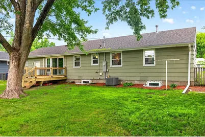 5657 Nevada Avenue N, Crystal, MN 55428 - Photo 8