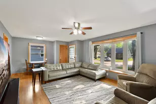 2113 7th St N, Fargo, ND 58102 - Photo 8