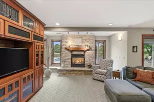 9743 Wellington Ln, Woodbury, MN 55125 - Photo 60