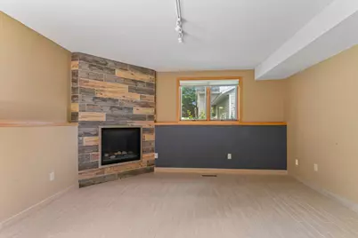 826 Northland Place NE, Rochester, MN 55906 - Photo 10