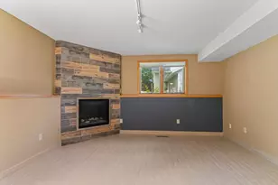 826 Northland Pl NE, Rochester, MN 55906 - Photo 10