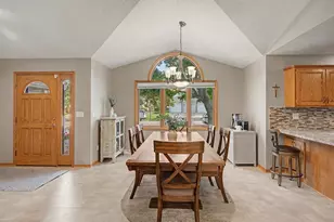 1805 Southwood Trl, Saint Cloud, MN 56301 - Photo 2