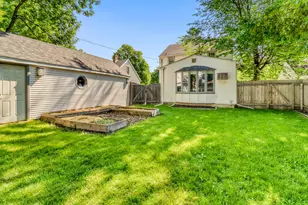 415 12th St N, Moorhead, MN 56560 - Photo 6