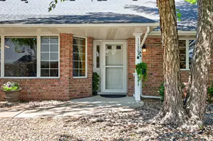 1130 Rose Pl, Roseville, MN 55113 - Photo 6