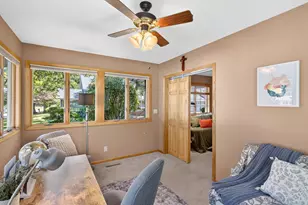 1130 Rose Pl, Roseville, MN 55113 - Photo 26