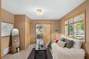 1130 Rose Pl, Roseville, MN 55113 - Photo 24
