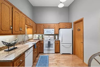1130 Rose Place, Roseville, MN 55113 - Photo 18