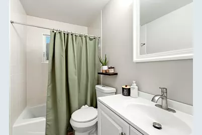 510 16 1/2 Street SE, Rochester, MN 55904 - Photo 10