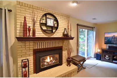 19135 Maple Leaf Drive, Eden Prairie, MN 55346 - Photo 10