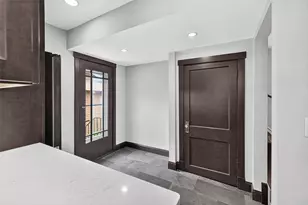 1016 Argyle St, Saint Paul, MN 55103 - Photo 16
