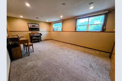 1120 8th Avenue SW, Pipestone, MN 56164 - Photo 30