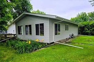1120 8th Ave SW, Pipestone, MN 56164 - Photo 48