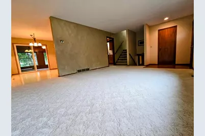 1120 8th Avenue SW, Pipestone, MN 56164 - Photo 6