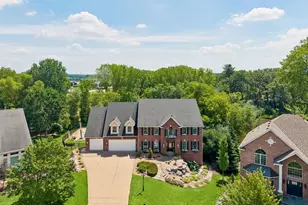 2012 Pine Ridge Dr, West Saint Paul, MN 55118 - Photo 8