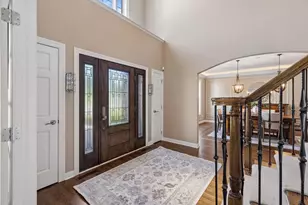 2012 Pine Ridge Dr, West Saint Paul, MN 55118 - Photo 14