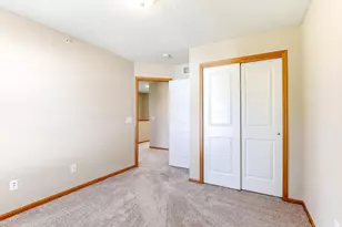 880 Ledgestone Dr, Mahtomedi, MN 55115 - Photo 30