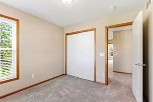 880 Ledgestone Dr, Mahtomedi, MN 55115 - Photo 28