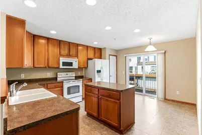 880 Ledgestone Drive, Mahtomedi, MN 55115 - Photo 8