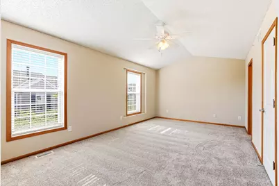 880 Ledgestone Drive, Mahtomedi, MN 55115 - Photo 22