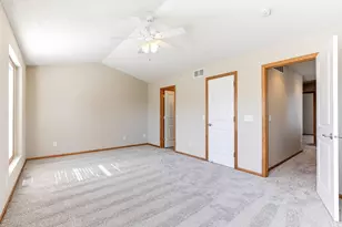 880 Ledgestone Dr, Mahtomedi, MN 55115 - Photo 22