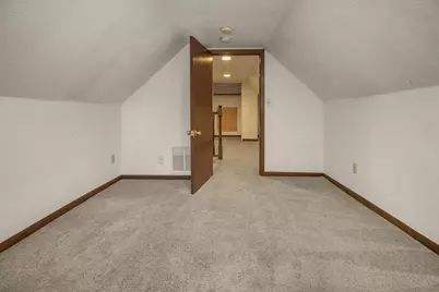 147 Lawson Avenue E, Saint Paul, MN 55117 - Photo 30