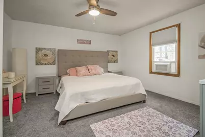 147 Lawson Avenue E, Saint Paul, MN 55117 - Photo 24