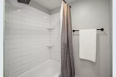 147 Lawson Avenue E, Saint Paul, MN 55117 - Photo 20