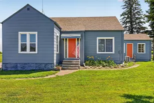 1304 130th Ave, Welcome, MN 56181 - Photo 2