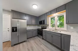 330 Main St, Green Isle, MN 55338 - Photo 10