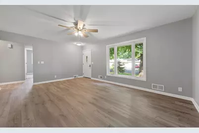 330 Main Street, Green Isle, MN 55338 - Photo 2