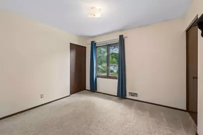 7840 W 100th Street, Bloomington, MN 55438 - Photo 32