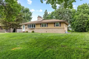831 Overton Dr NE, Fridley, MN 55432 - Photo 4