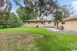 831 Overton Dr NE, Fridley, MN 55432 - Photo 46