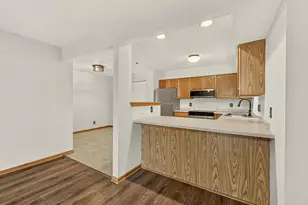 1919 Deerhaven Ln NE, Rochester, MN 55906 - Photo 8
