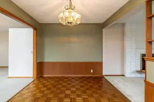 2309 W 95th St, Bloomington, MN 55431 - Photo 8
